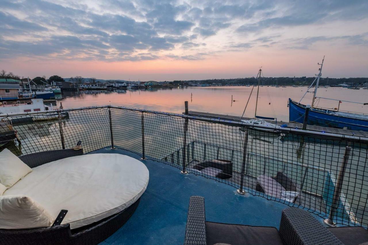 Bed and Breakfast Houseboat Harbourside View Newport  Esterno foto