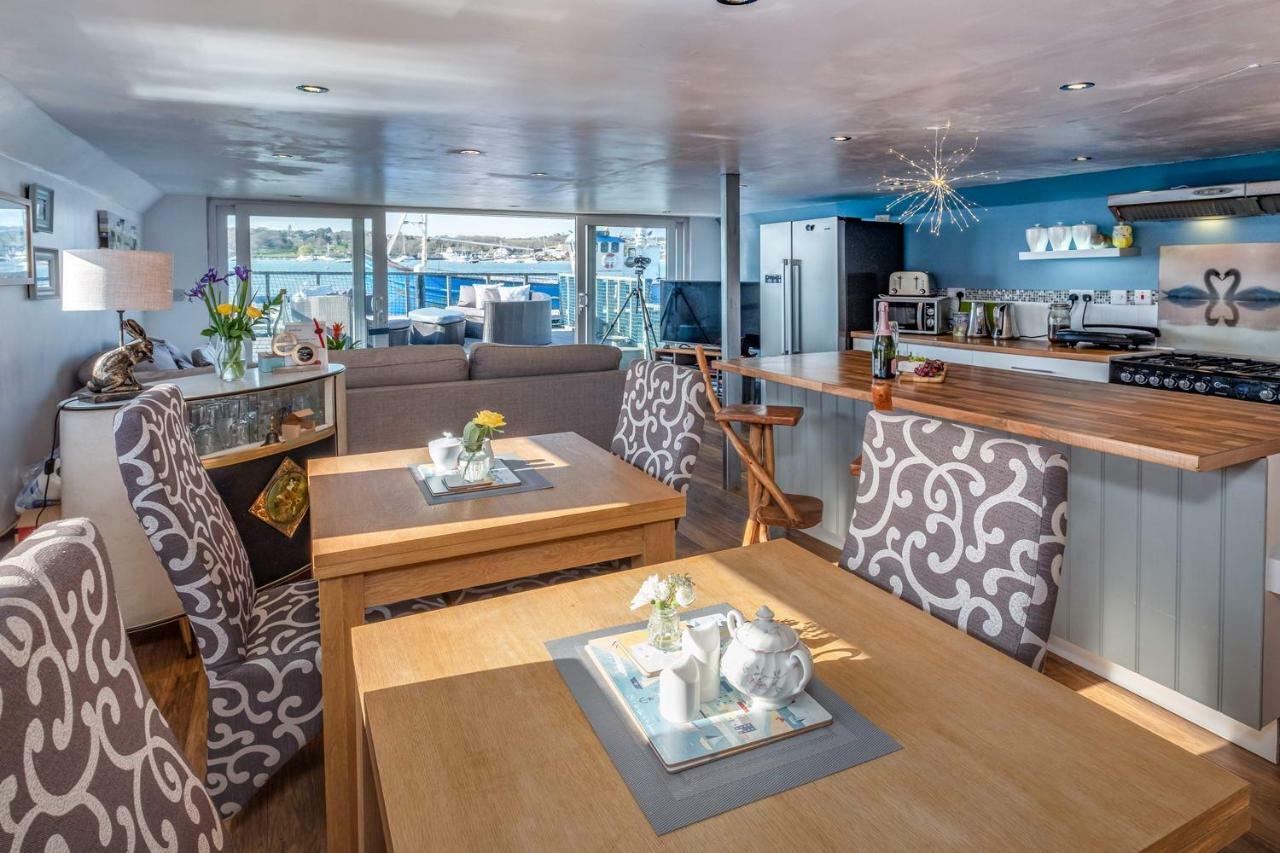 Bed and Breakfast Houseboat Harbourside View Newport  Esterno foto