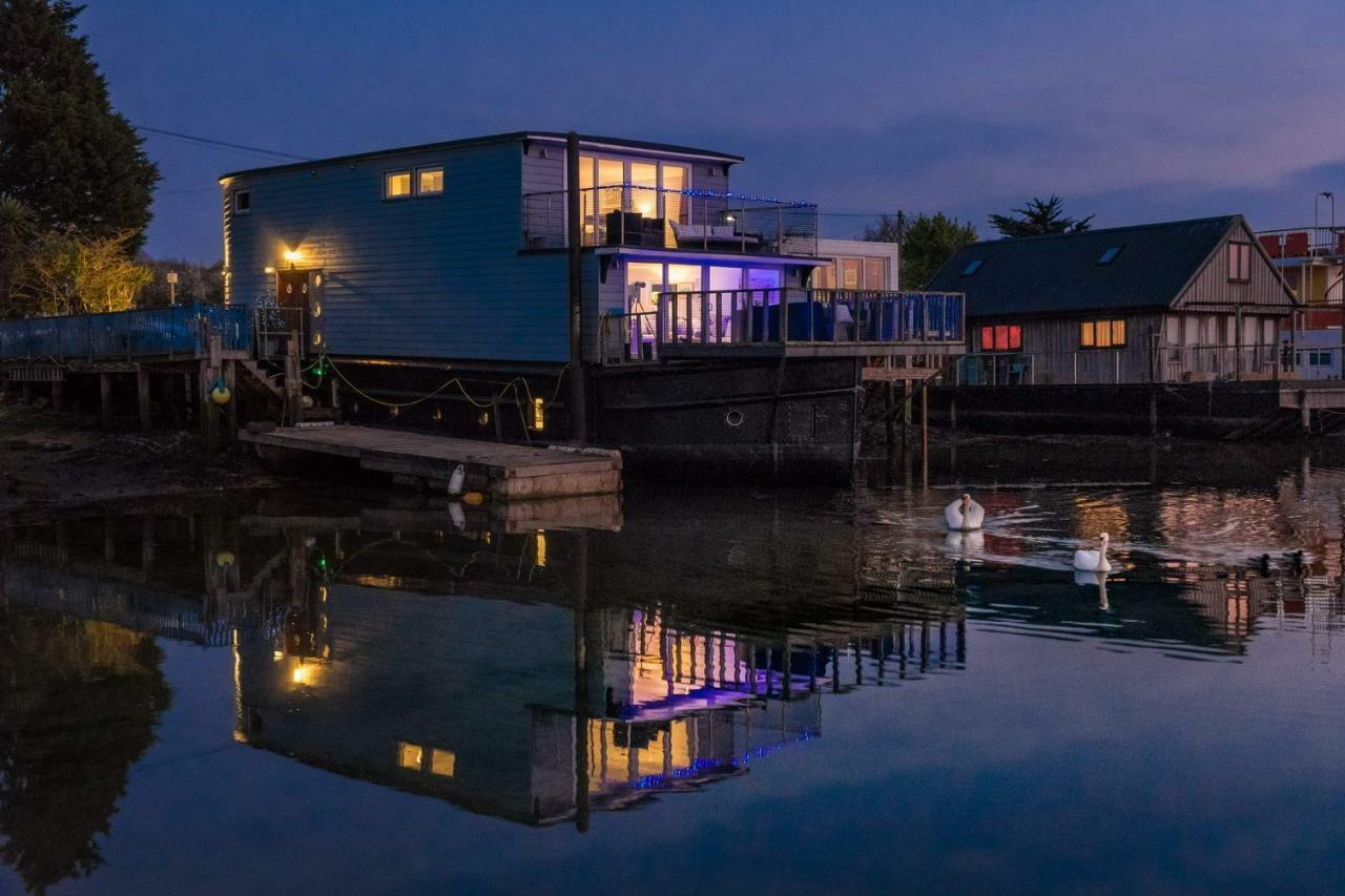 Bed and Breakfast Houseboat Harbourside View Newport  Esterno foto